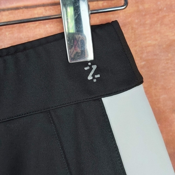 🍄3/50$🍄 IZOD tennis golf pickleball skorts size XS - Picture 4 of 6